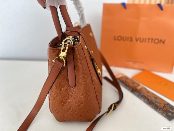 BN – Luxury Bags LUV 527