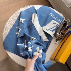 BN – Luxury Edition LUV Scarf 013