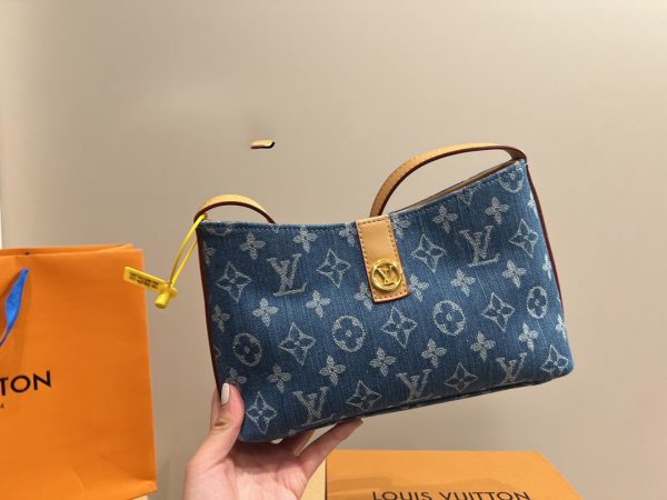 BN – New Luxury Bags LUV 758