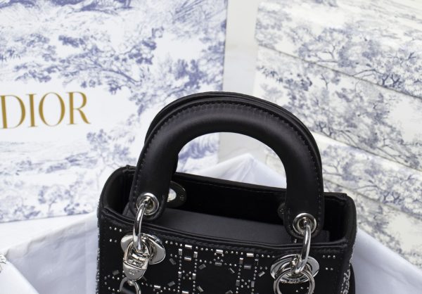 BN – Luxury Edition Bags DIR 230