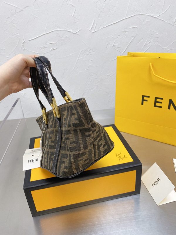 BN – Luxury Edition Bags FEI 105