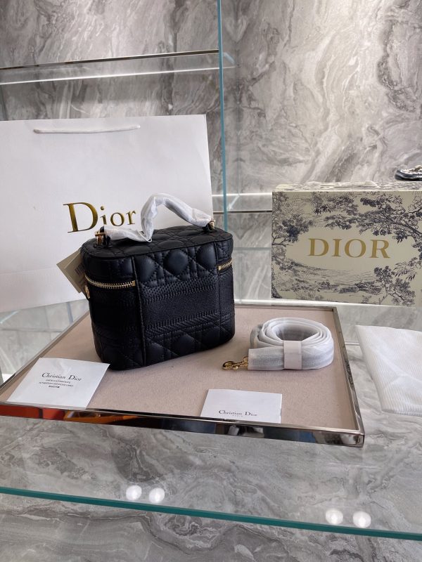 BN – Luxury Edition Bags DIR 215