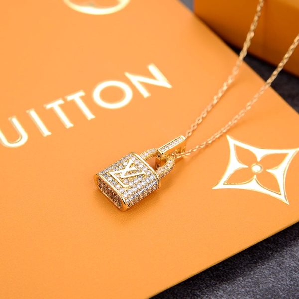 BN – Luxury Edition Necklace LUV025