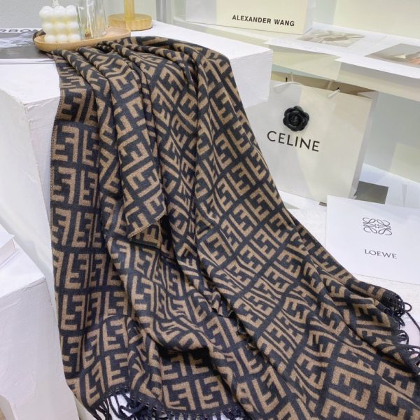 BN – Luxury Edition FEI Scarf 018