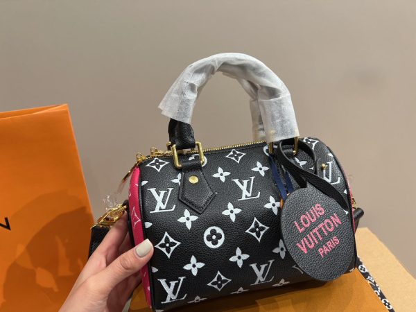 BN – New Luxury Bags LUV 732