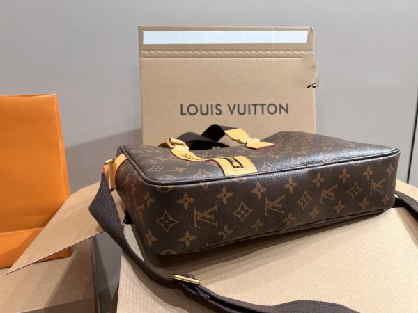 BN – New Luxury Bags LUV 772