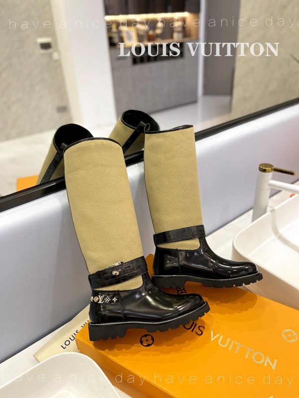 Designer LUV BOOTS 028