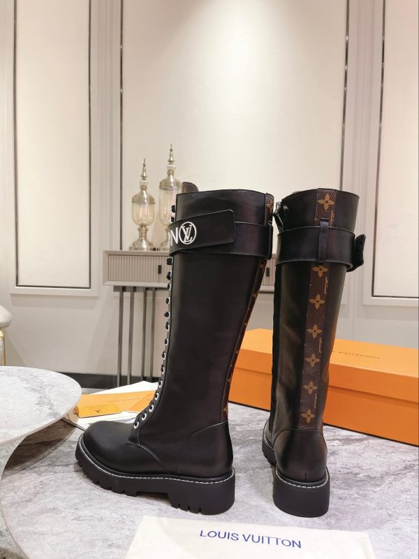 Designer LUV BOOTS 040