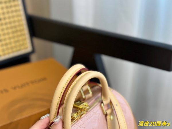 BN – New Luxury Bags LUV 737