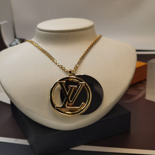 BN – Luxury Edition Necklace LUV030