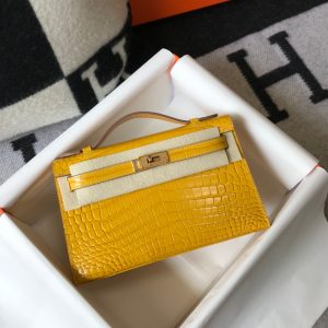 H MINI KELLY POCHETTE CROCODILE GOLD TONED HARDWARE YELLOW 22CM