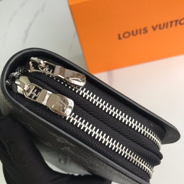 Luxury Wallet LUV 054