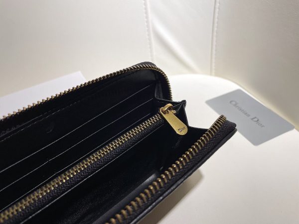 Luxury Wallet DIR 008